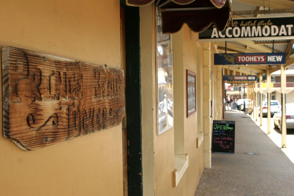 Prince Of Wales Hotel Gulgong Buitenkant foto